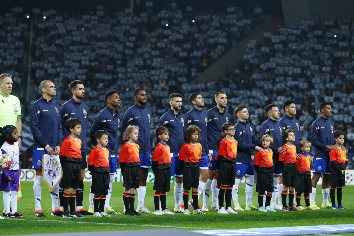 他人的个人, 葡萄牙波尔, 卫报